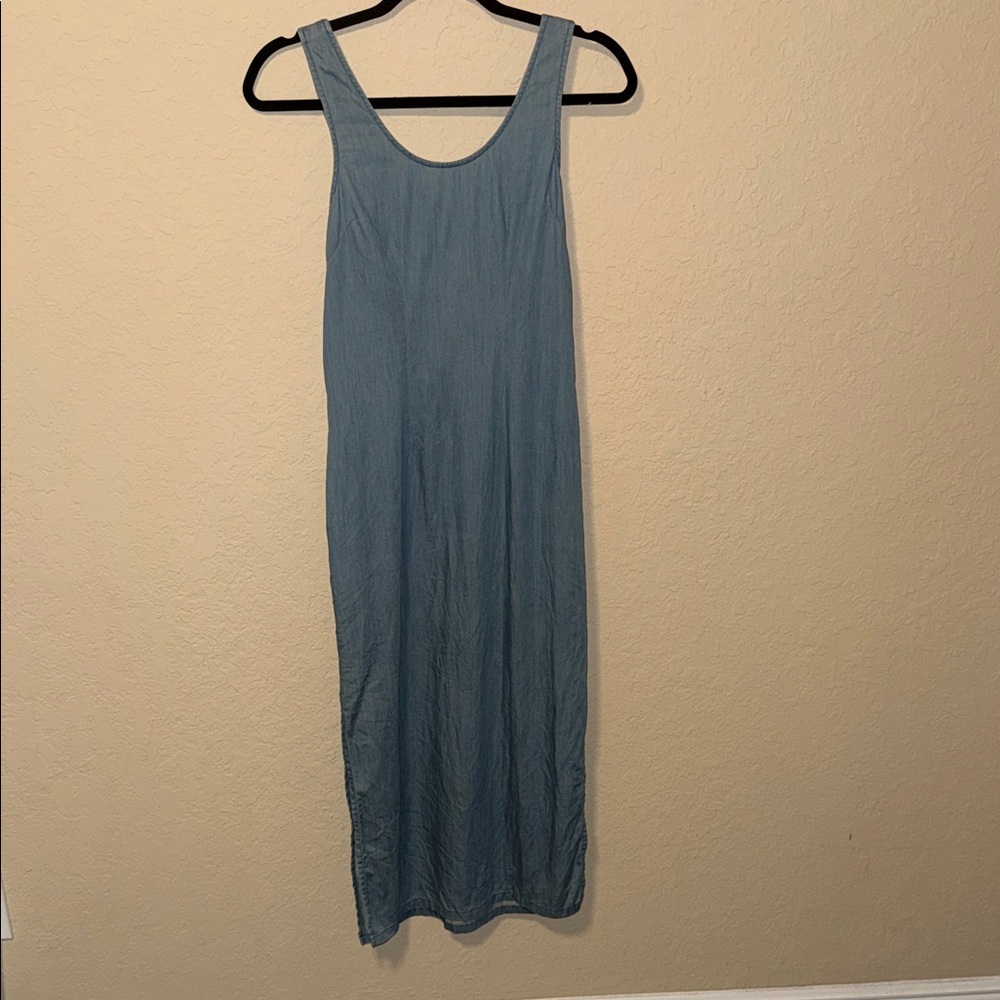 BCBG cut out dress size 2 Sleeveless Light Blue Maxi Dress
